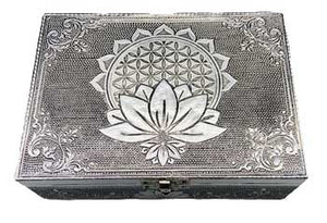 
            
                Load image into Gallery viewer, 5&amp;quot;x7&amp;quot; metal Flower of Life W Lotus
            
        