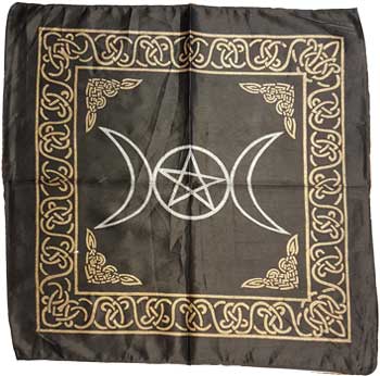 
            
                Load image into Gallery viewer, Black Triple Moon Pentagram altar cloth
            
        