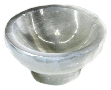 
            
                Load image into Gallery viewer, 4&amp;quot; Selenite Stand bowl
            
        