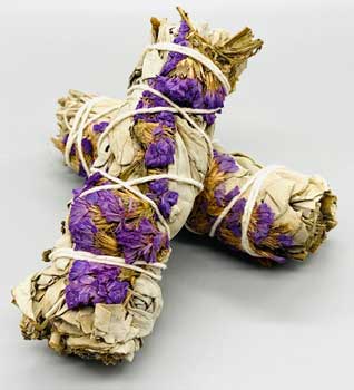 4" White Sage & Purple Sinuata smudge stick
